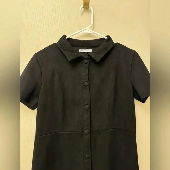 Zara Black Faux Suede Collared Mini Dress Snap Down EUC Size M Chic Classic - Picture 3 of 9